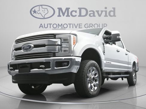 Used 2018 Ford F250 Lariat w/ Lariat Ultimate Package AWD/4WD image 36