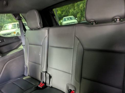 Used 2022 GMC Yukon Denali w/ Denali Ultimate Package RWD image 17