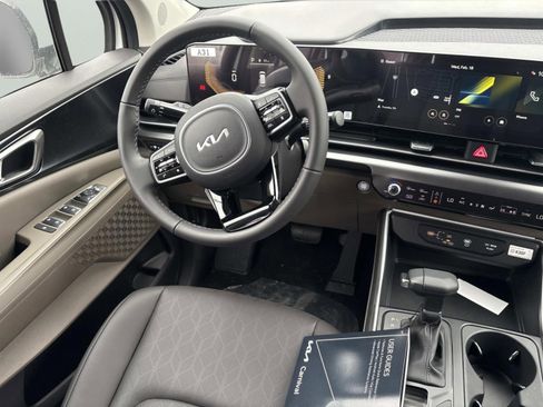 New 2026 Kia Carnival image 9