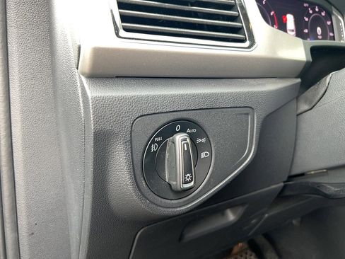 Used 2019 Volkswagen Atlas SEL image 26