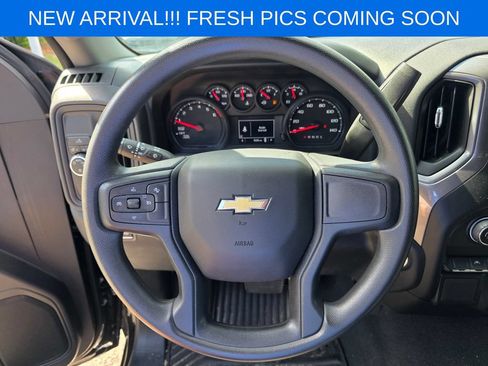 Used 2025 Chevrolet Silverado 1500 Custom RWD image 9