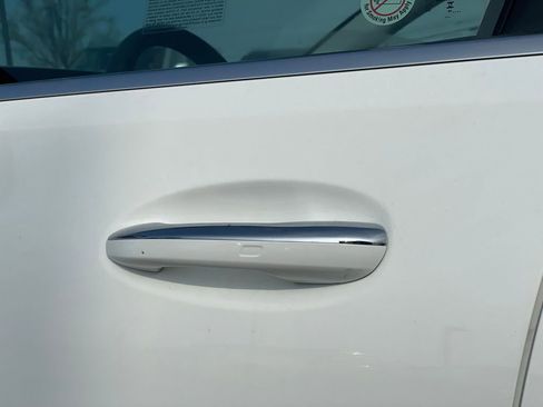 Used 2025 Mercedes-Benz C 300 4MATIC Sedan image 23