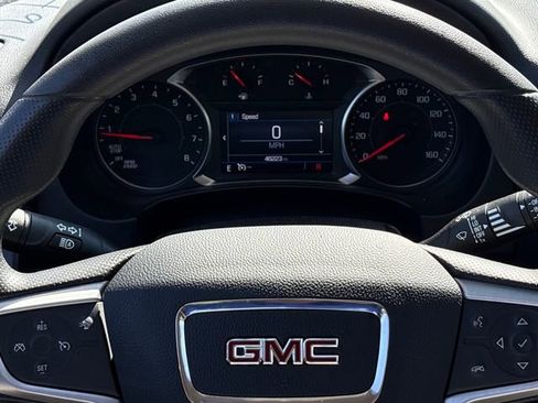 Used 2024 GMC Terrain SLE AWD/4WD image 21