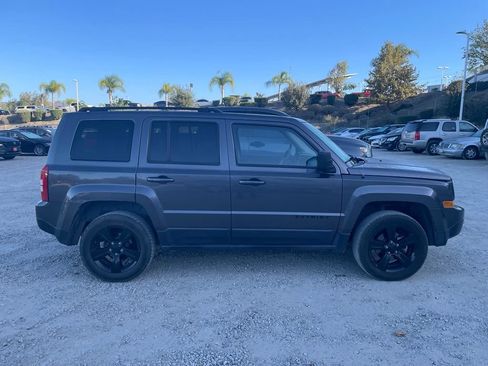 Used 2015 Jeep Patriot Sport w/ Power Value Group AWD/4WD image 3