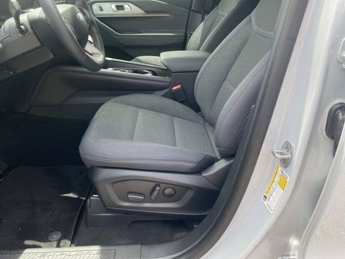 Used 2026 Ford Explorer Active RWD image 22