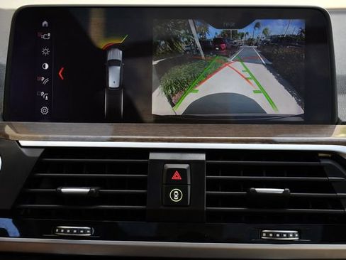 Used 2019 BMW X3 sDrive30i w/ Premium Package image 14