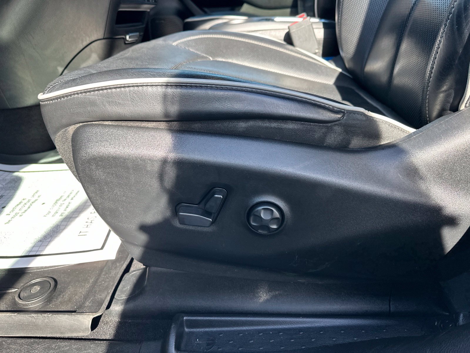 Used 2019 Chrysler Pacifica Limited FWD image 14