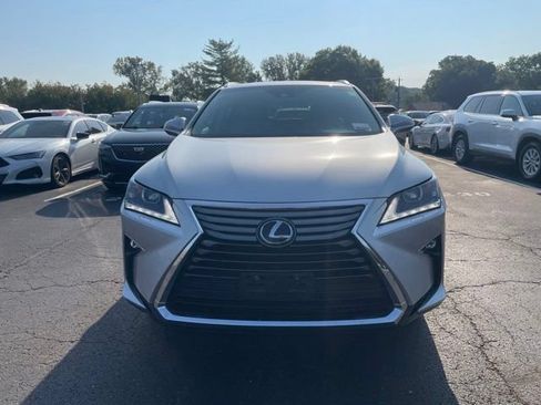 Used 2019 Lexus RX 350L AWD w/ Premium Package image 2
