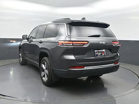 Used 2022 Jeep Grand Cherokee L Limited RWD image 3