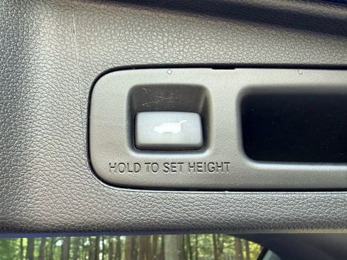Used 2020 Honda CR-V EX-L image 17