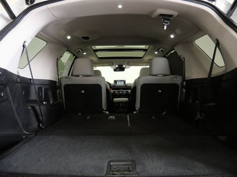 Used 2023 Honda Pilot Touring image 30