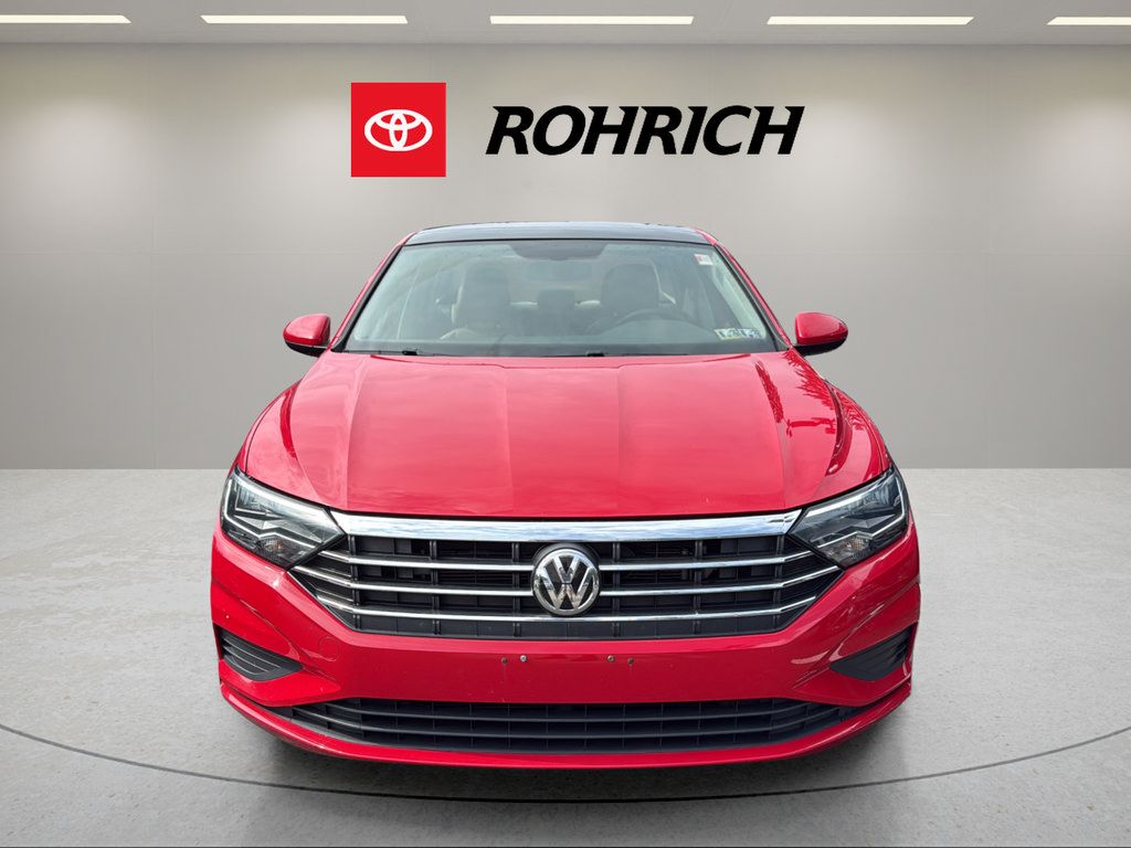 Used 2019 Volkswagen Jetta SE FWD image 2