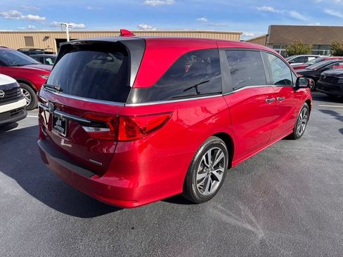 Used 2022 Honda Odyssey Touring image 5