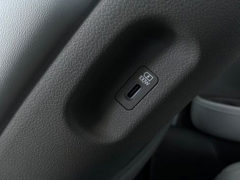 Used 2026 Hyundai Palisade SEL FWD image 19