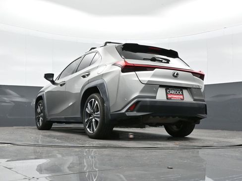 Used 2019 Lexus UX 200 image 38