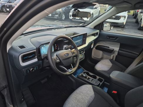 New 2025 Ford Maverick XLT w/ XLT Luxury Package image 15