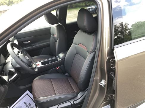 New 2026 Nissan Kicks SR w/ Cold Weather Package image 20