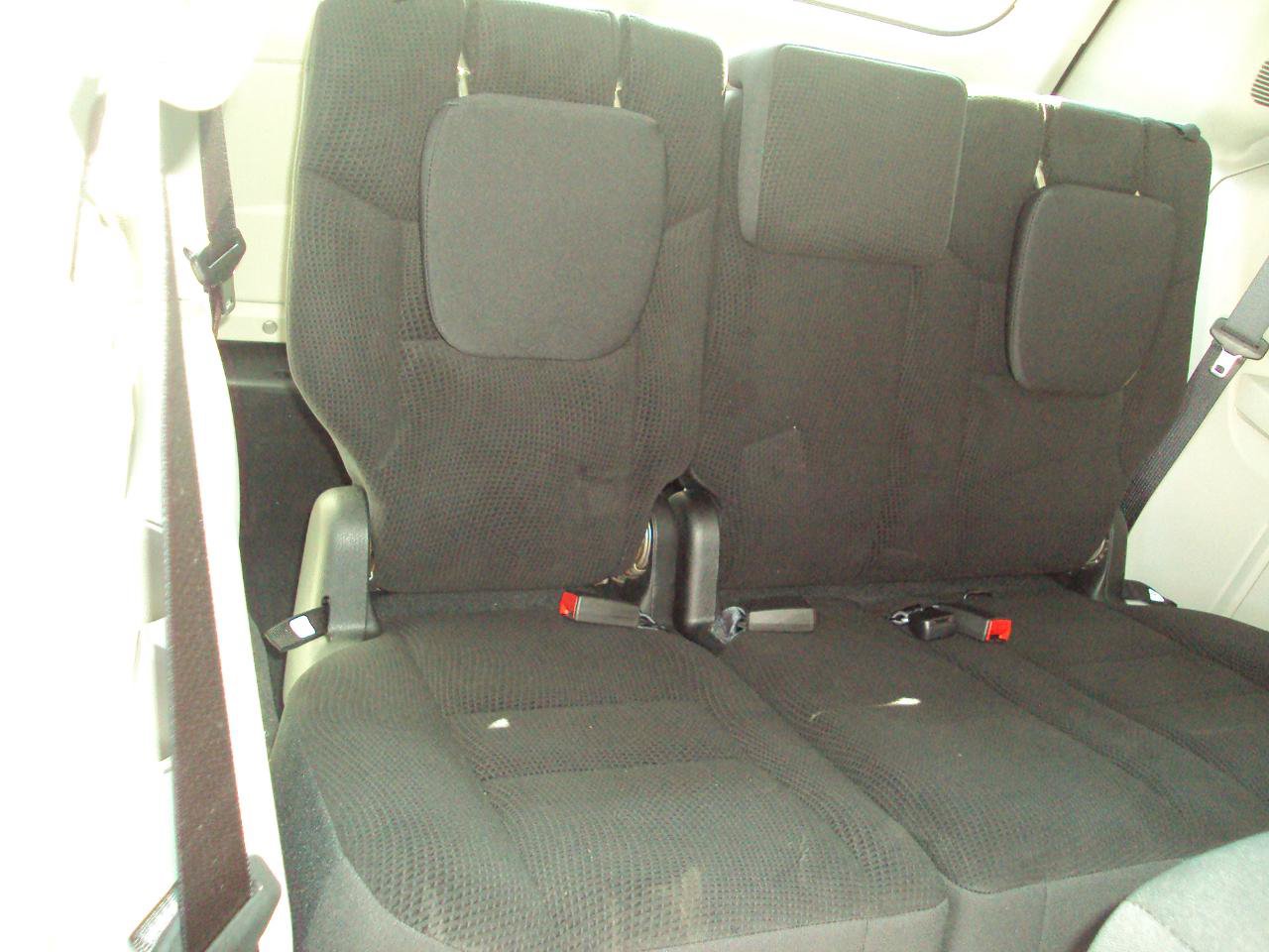 Used 2018 Dodge Grand Caravan SE w/ UConnect Hands-Free Group FWD image 12