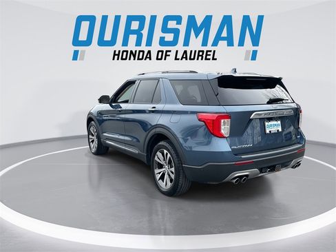 Used 2020 Ford Explorer Platinum w/ Premium Technology Package image 6