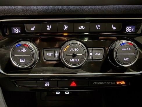 Used 2022 Volkswagen Atlas SEL image 21