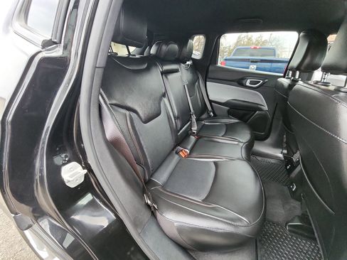 Certified 2023 Jeep Compass Latitude image 26