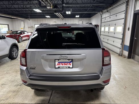 Used 2017 Jeep Compass Sport w/ Power Value Group AWD/4WD image 5