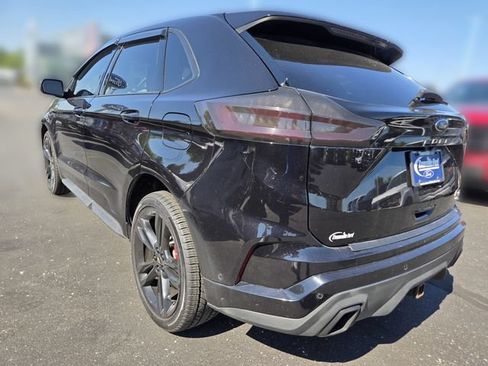 Certified 2022 Ford Edge ST w/ Equipment Group 401A AWD/4WD image 9