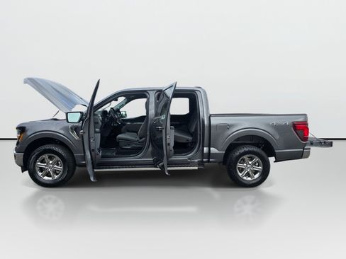 Used 2025 Ford F150 XLT w/ Equipment Group 301A Standard AWD/4WD image 9
