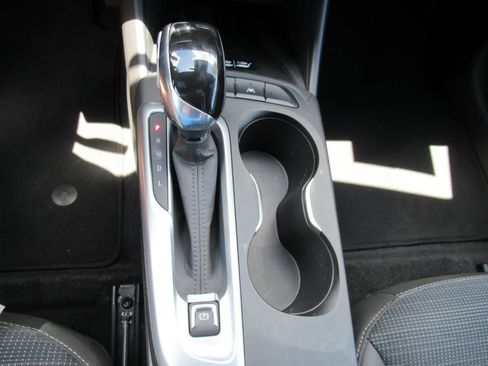 Used 2024 Buick Envista Preferred w/ Convenience I Package FWD image 25