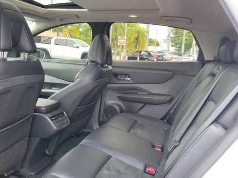 Used 2024 Nissan Ariya FWD image 13
