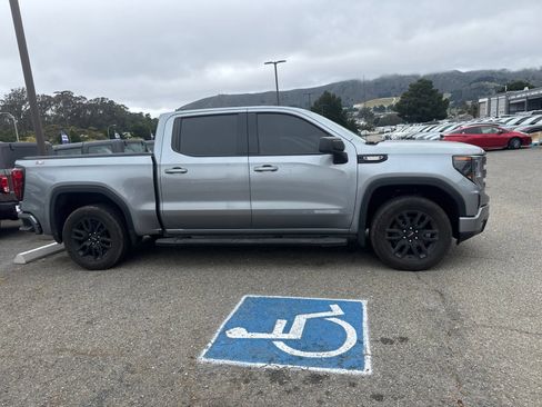 Used 2025 GMC Sierra 1500 Elevation w/ Preferred Package AWD/4WD image 9