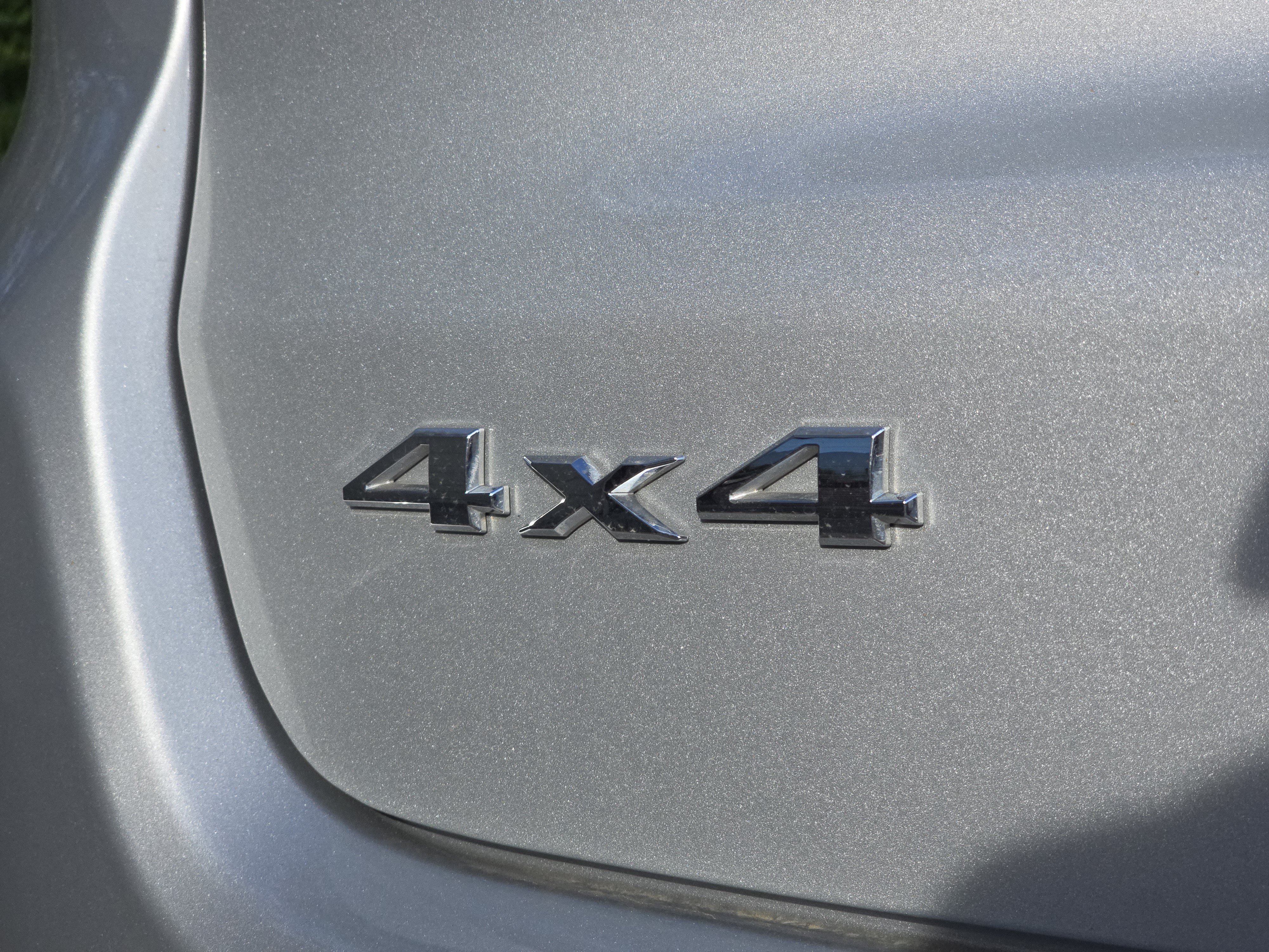 Used 2024 Jeep Compass Limited AWD/4WD image 13