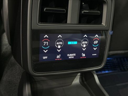 Certified 2025 Porsche Taycan Turbo image 19