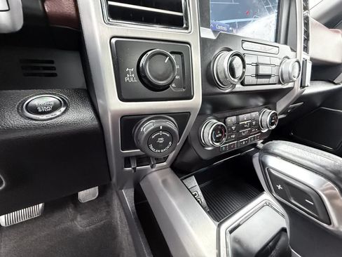 Used 2020 Ford F150 Platinum w/ Technology Package AWD/4WD image 23