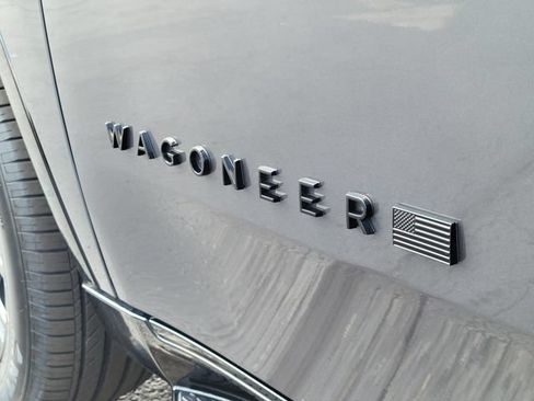 Used 2024 Jeep Wagoneer Series II AWD/4WD image 35