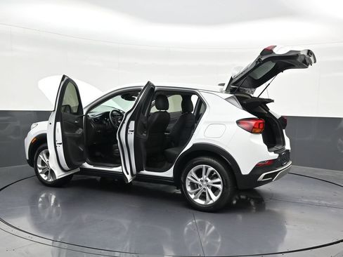 Used 2023 Buick Encore GX Preferred w/ Cold Weather Comfort Package FWD image 36