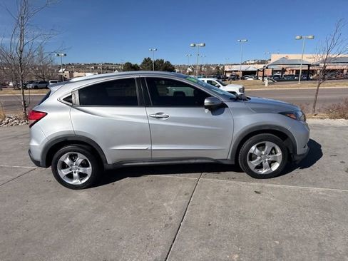 Used 2016 Honda HR-V EX-L image 10