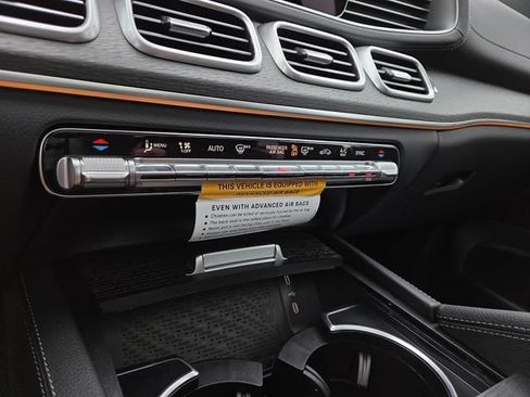 New 2026 Mercedes-Benz GLS 450 4MATIC image 16