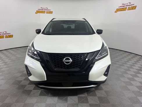 Used 2024 Nissan Murano SV w/ SV Midnight Edition Package image 9