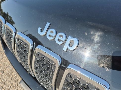 Used 2021 Jeep Cherokee Limited w/ Elite Package FWD image 33