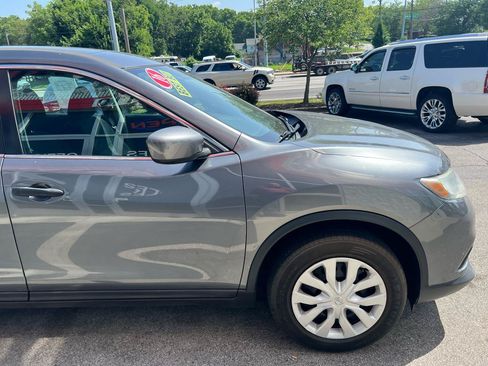 Used 2016 Nissan Rogue S AWD/4WD image 8