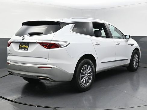 Used 2024 Buick Enclave Premium image 5