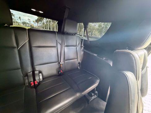 Used 2021 Cadillac Escalade ESV Premium Luxury w/ Performance Package RWD image 45