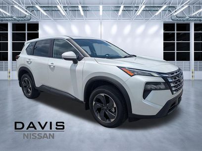 Used 2025 Nissan Rogue SV