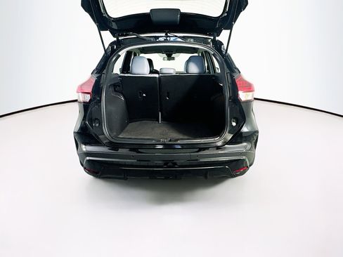 Used 2023 Nissan Kicks SR w/ SR Premium Package image 27