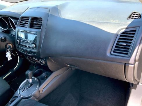 Used 2015 Mitsubishi Outlander Sport ES FWD image 18