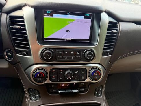 Used 2019 Chevrolet Tahoe Premier AWD/4WD image 11