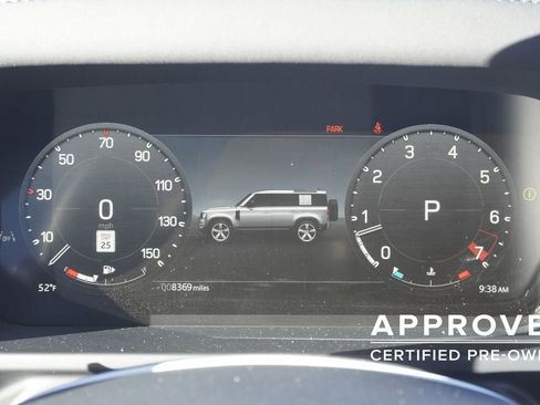 Used 2025 Land Rover Defender 110 S image 11