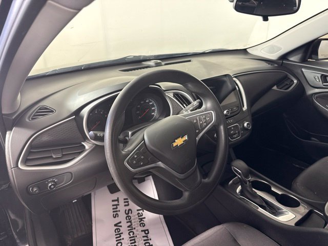 Used 2022 Chevrolet Malibu LS FWD image 17