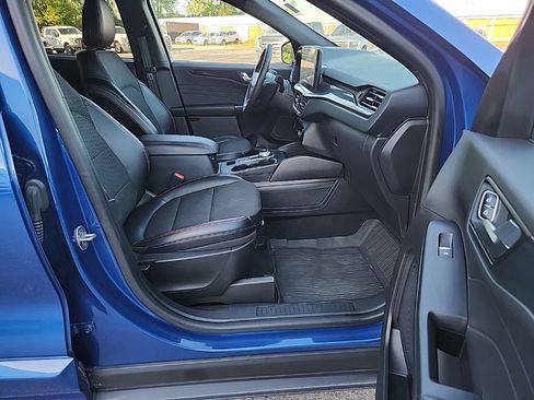 Used 2023 Ford Escape ST-Line Select w/ Tech Pack #1 AWD/4WD image 36